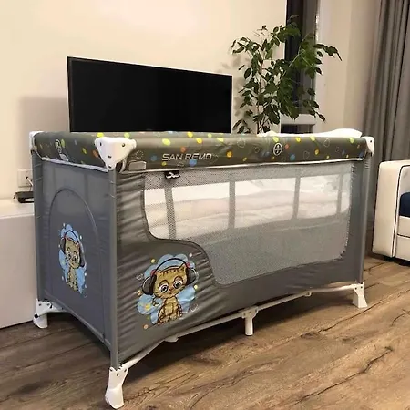 Daire Hot Main Square Newly Built Modern