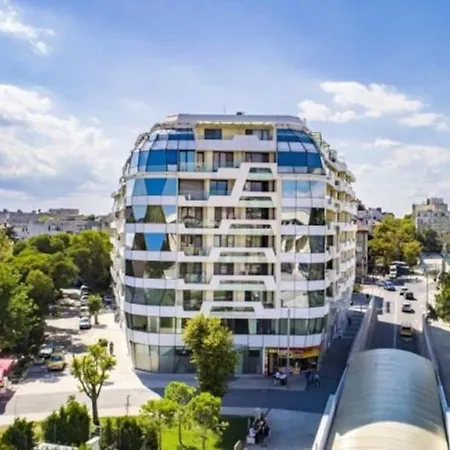 Hot Main Square Newly Built Modern Διαμέρισμα
